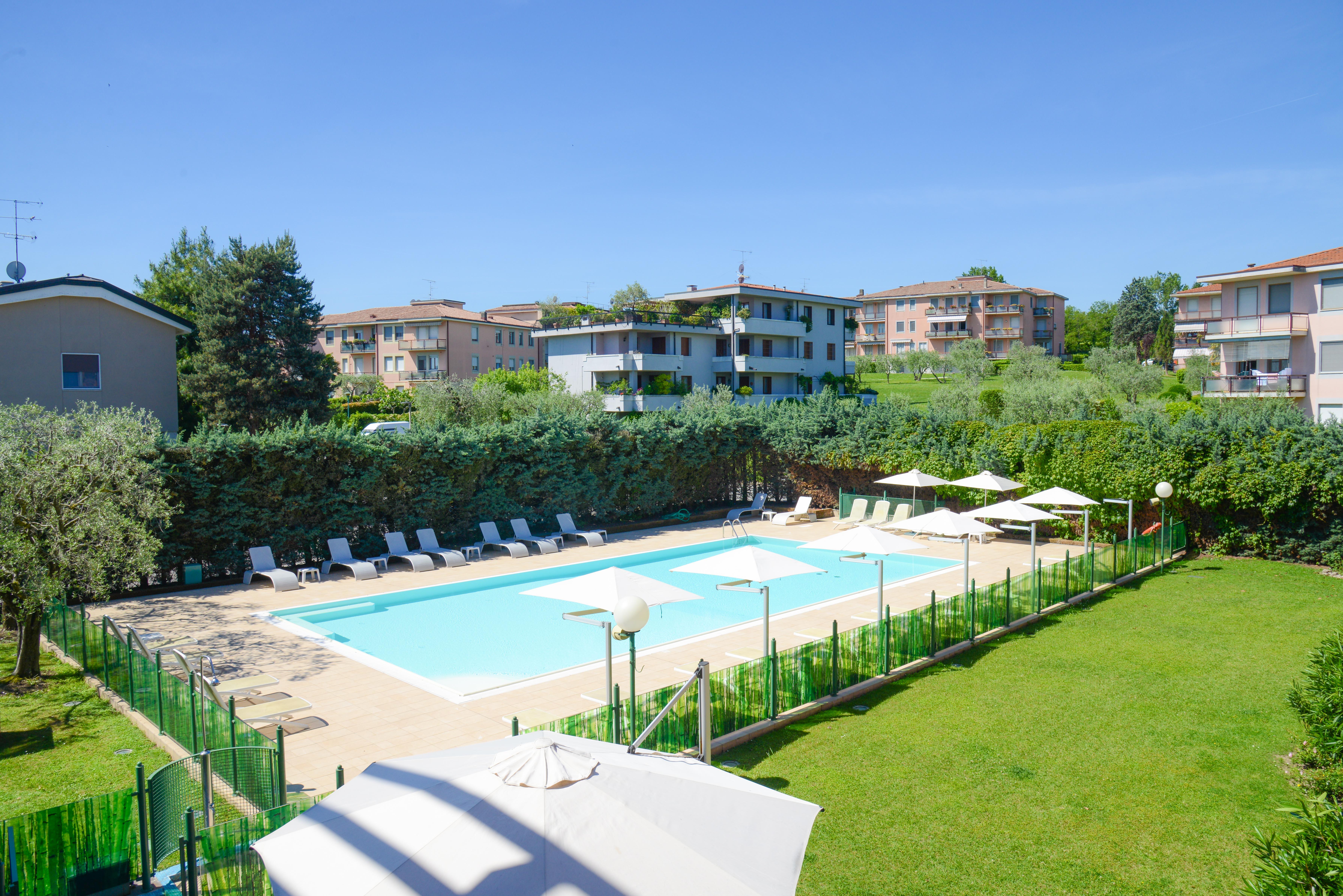 Hotel Oliveto Ντεζεντσάνο ντελ Γκάρντα Εξωτερικό φωτογραφία