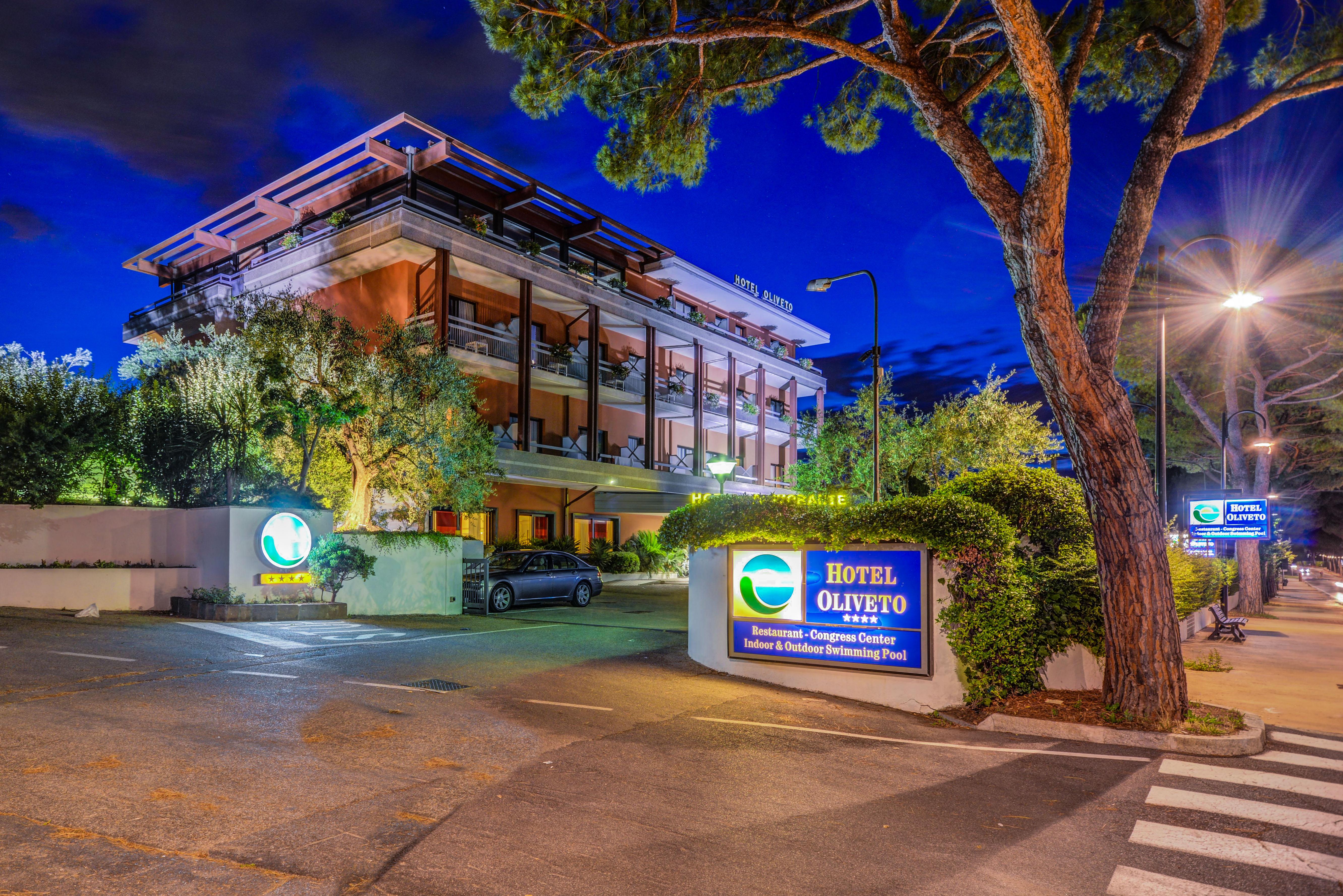 Hotel Oliveto Ντεζεντσάνο ντελ Γκάρντα Εξωτερικό φωτογραφία