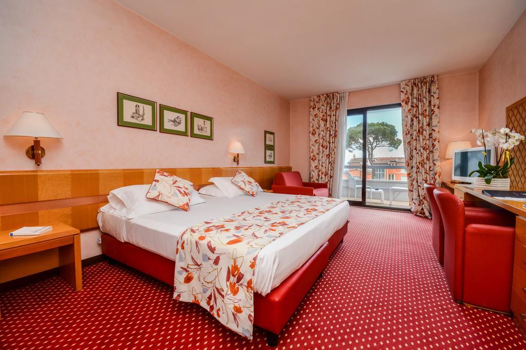 Hotel Oliveto Ντεζεντσάνο ντελ Γκάρντα Εξωτερικό φωτογραφία