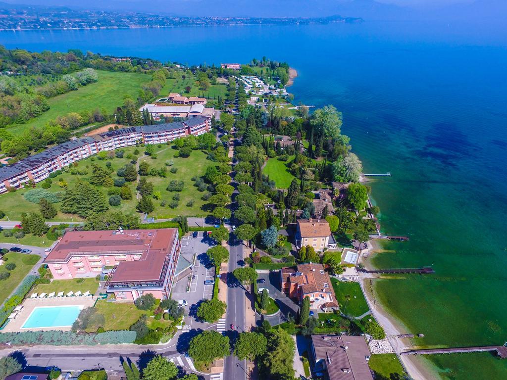 Hotel Oliveto Ντεζεντσάνο ντελ Γκάρντα Εξωτερικό φωτογραφία