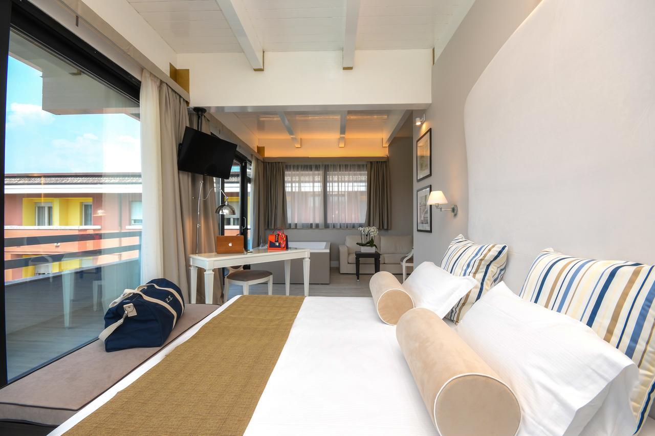 Hotel Oliveto Ντεζεντσάνο ντελ Γκάρντα Εξωτερικό φωτογραφία